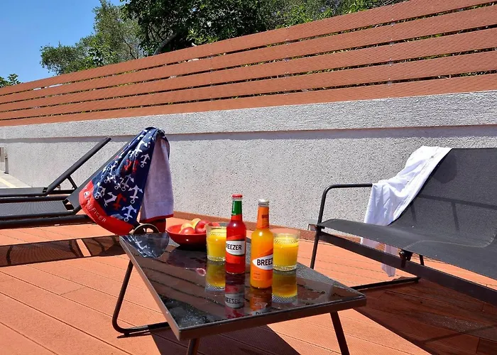 Bratou Villa