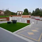 Villa Bratou *