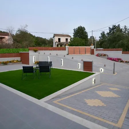 Villa Bratou *